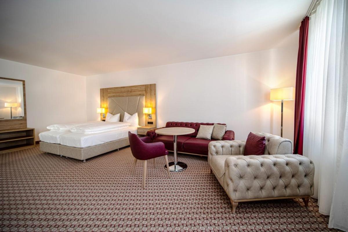 Ee Hotel Kassel Luaran gambar